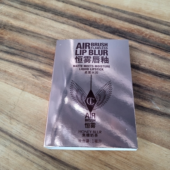 2 Charlotte Tilbury Air Brush Flawless Lip Blurs: Walk of No Shame & Honey, New - Picture 6 of 9